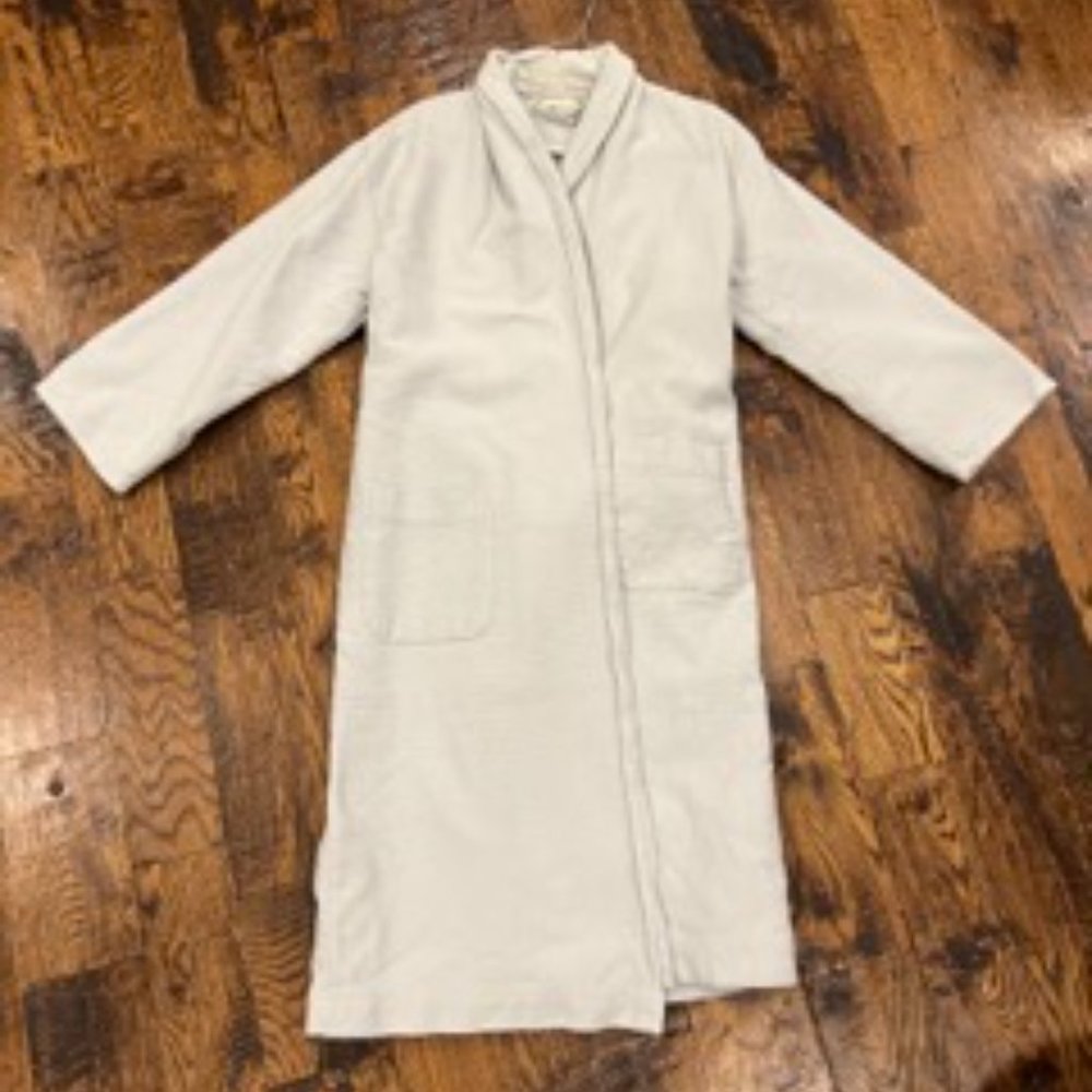 Pottery Barn Light Blue Robe Gem